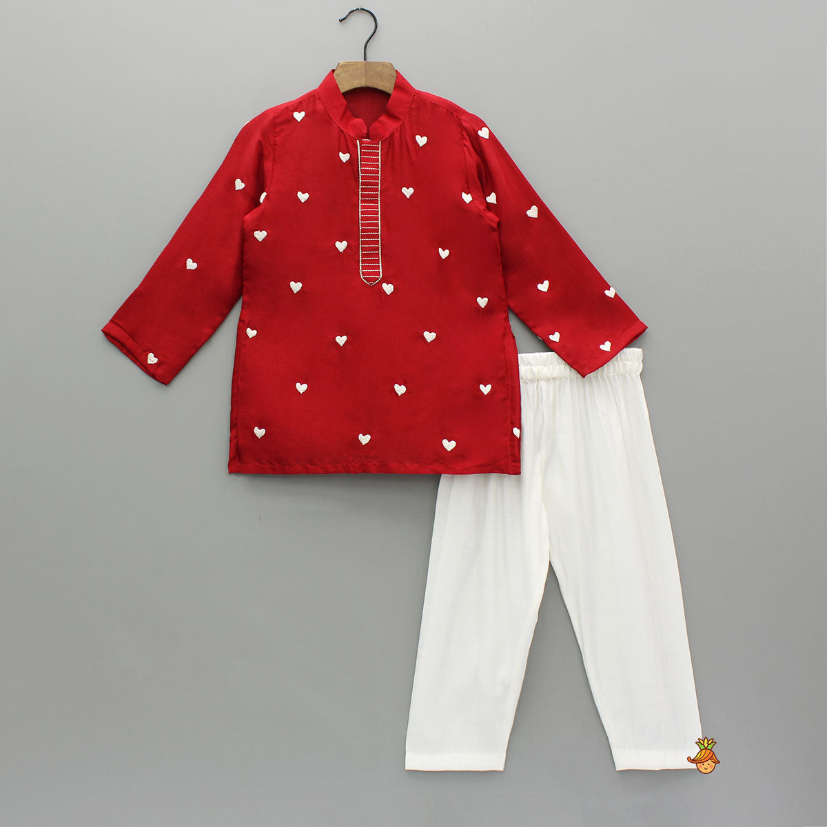 Pre Order: Heart Embroidered Kurta And Pyjama