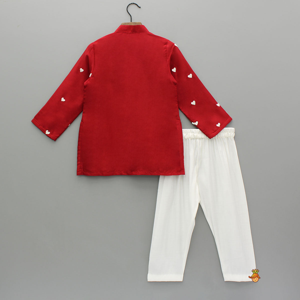Pre Order: Heart Embroidered Kurta And Pyjama